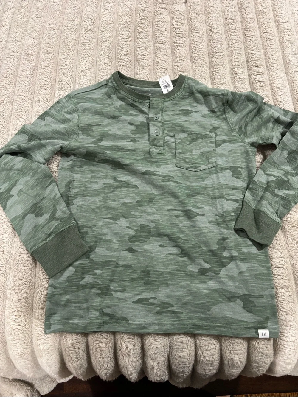 GAP Boys Olive Green Camo Henley Tee